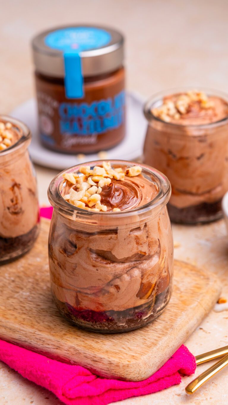 CHOCOLATE-HAZELNUT-CHEESECAKE-POTS-4